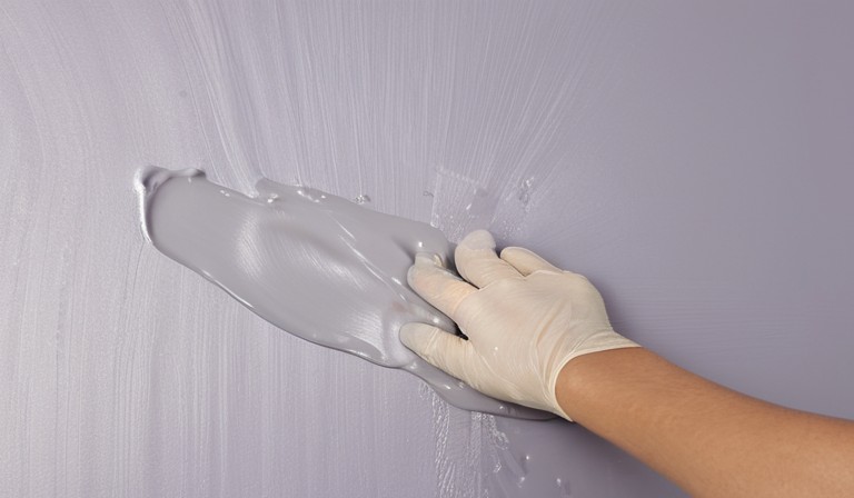 Can You Mix Satin and Semi-Gloss Paint? Exploring the Compatibility and Possibilities