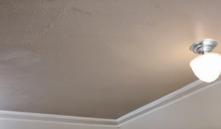 Exploring the Pros and Cons of Painting Ceilings the Same Color as Walls