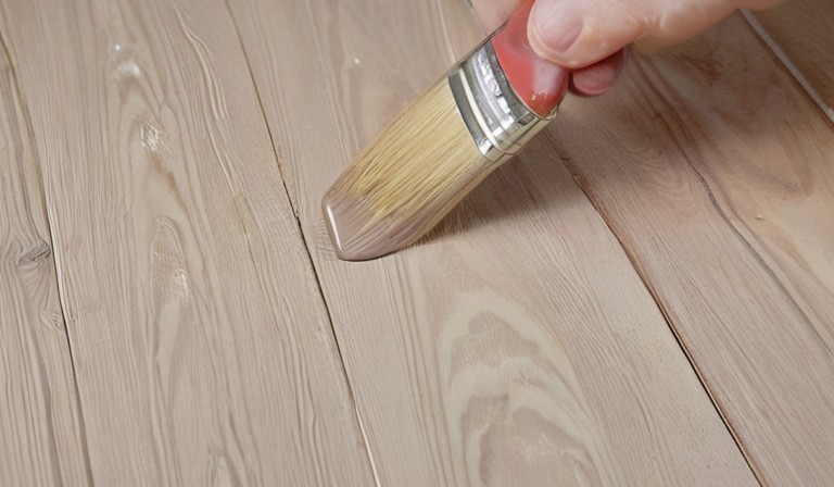 The Compatibility of Painting Oil-Based Stain with Oil-Based Paint