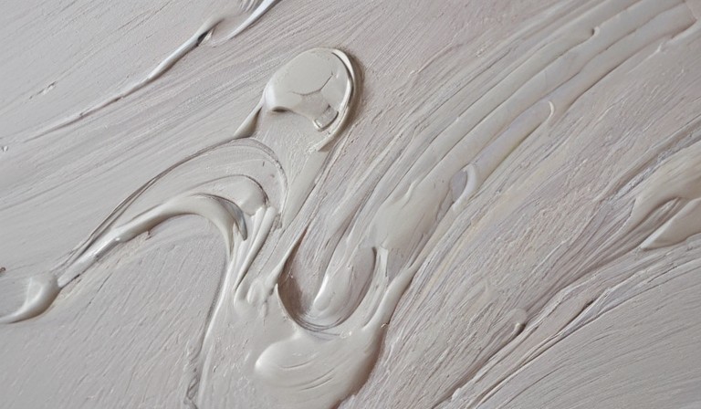 Is it Possible to Use Latex Paint Over Oil-Based Paint?