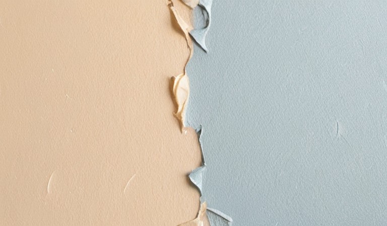 Understanding the Distinctions Between Eggshell and Satin Paint Finishes